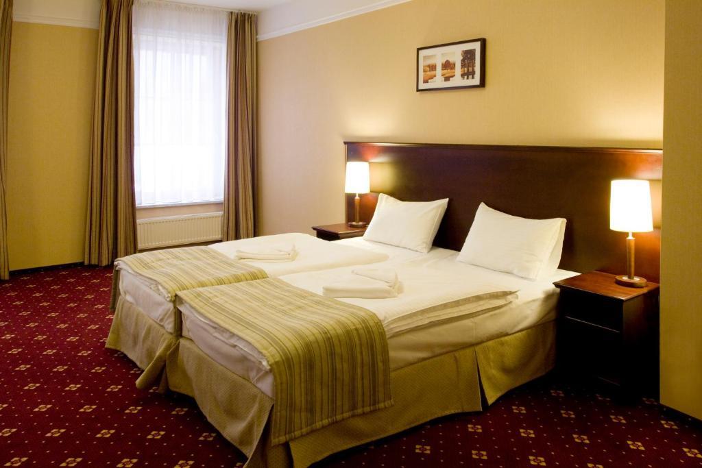 Hotel Stara Szmergielnia Bielsko-Biała Kamer foto